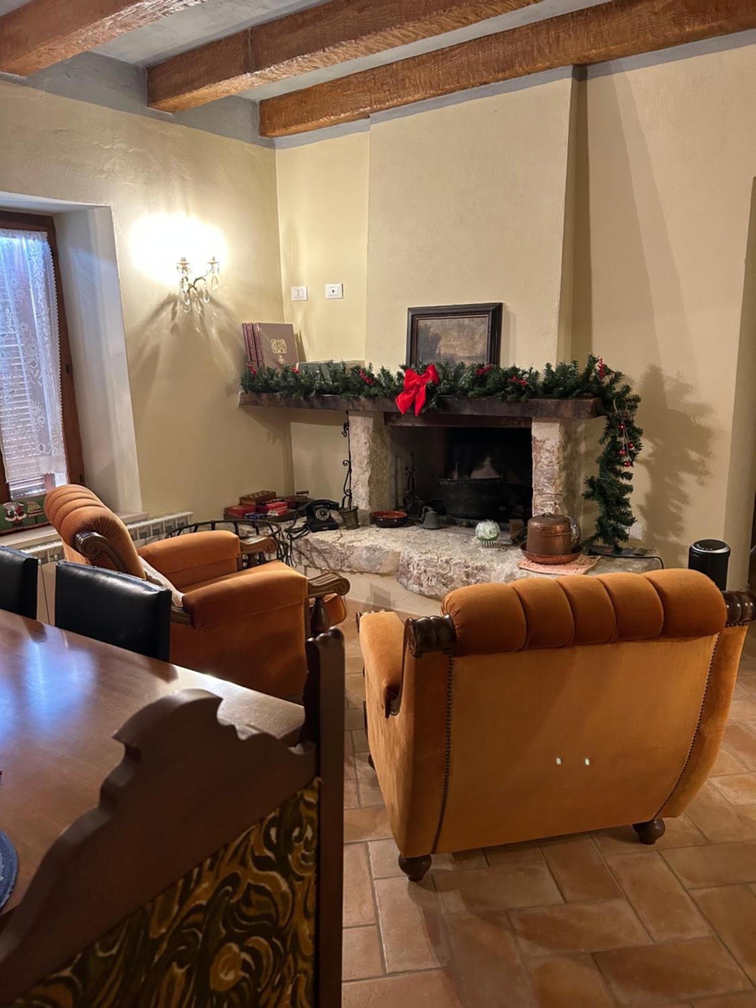 Appartamento Storico A Valle San Martino Di Spolète Extérieur photo